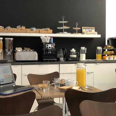 Bed&Breakfast 10 Girona Luaran gambar