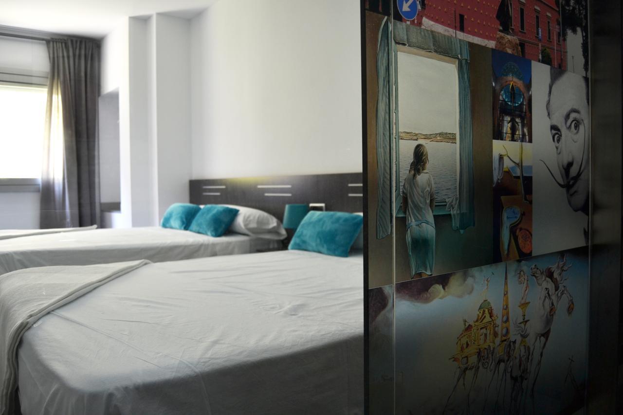 Bed&Breakfast 10 Girona Luaran gambar