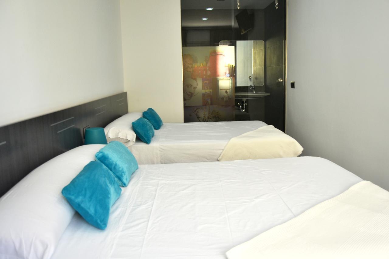Bed&Breakfast 10 Girona Luaran gambar