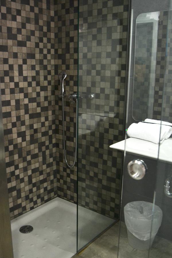 Bed&Breakfast 10 Girona Luaran gambar