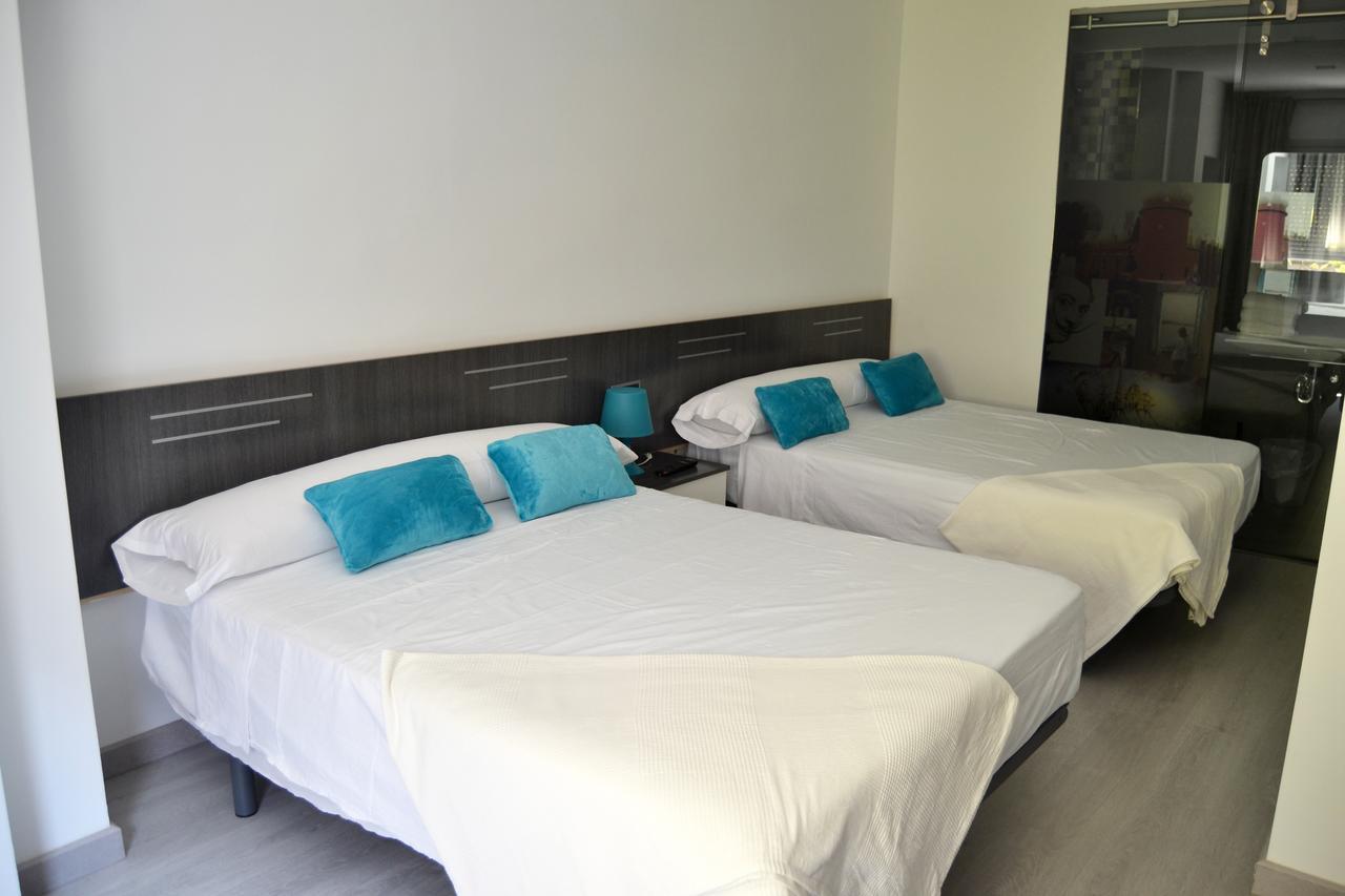 Bed&Breakfast 10 Girona Luaran gambar